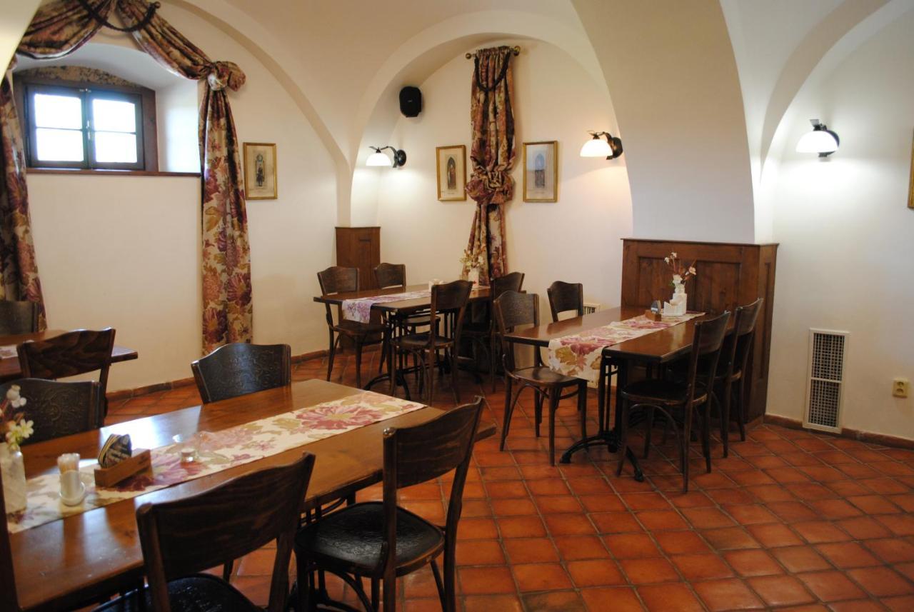 Penzion na Faře Dubenec Esterno foto